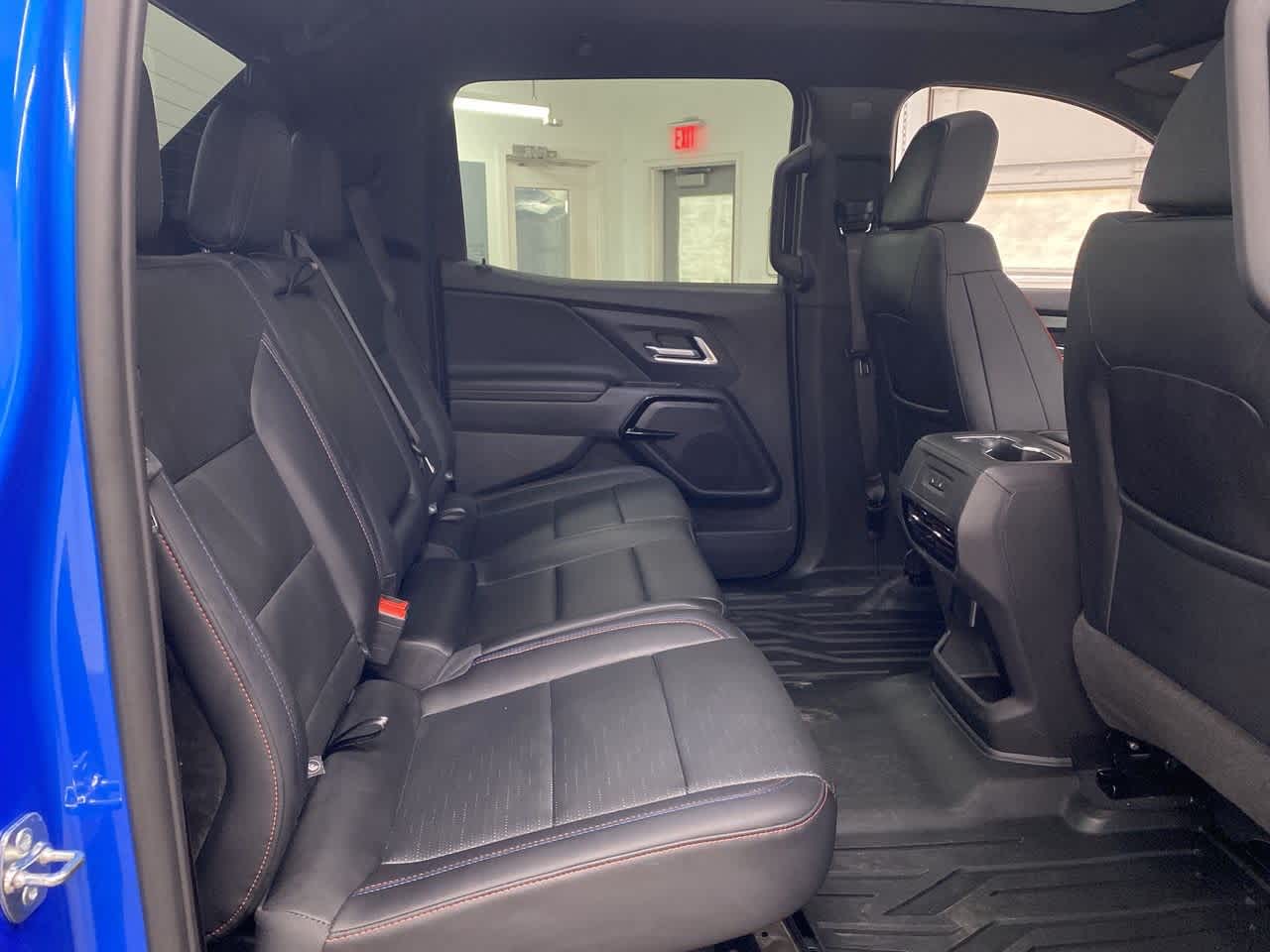 Thumbnail: 2025 Chevrolet Silverado EV - 18