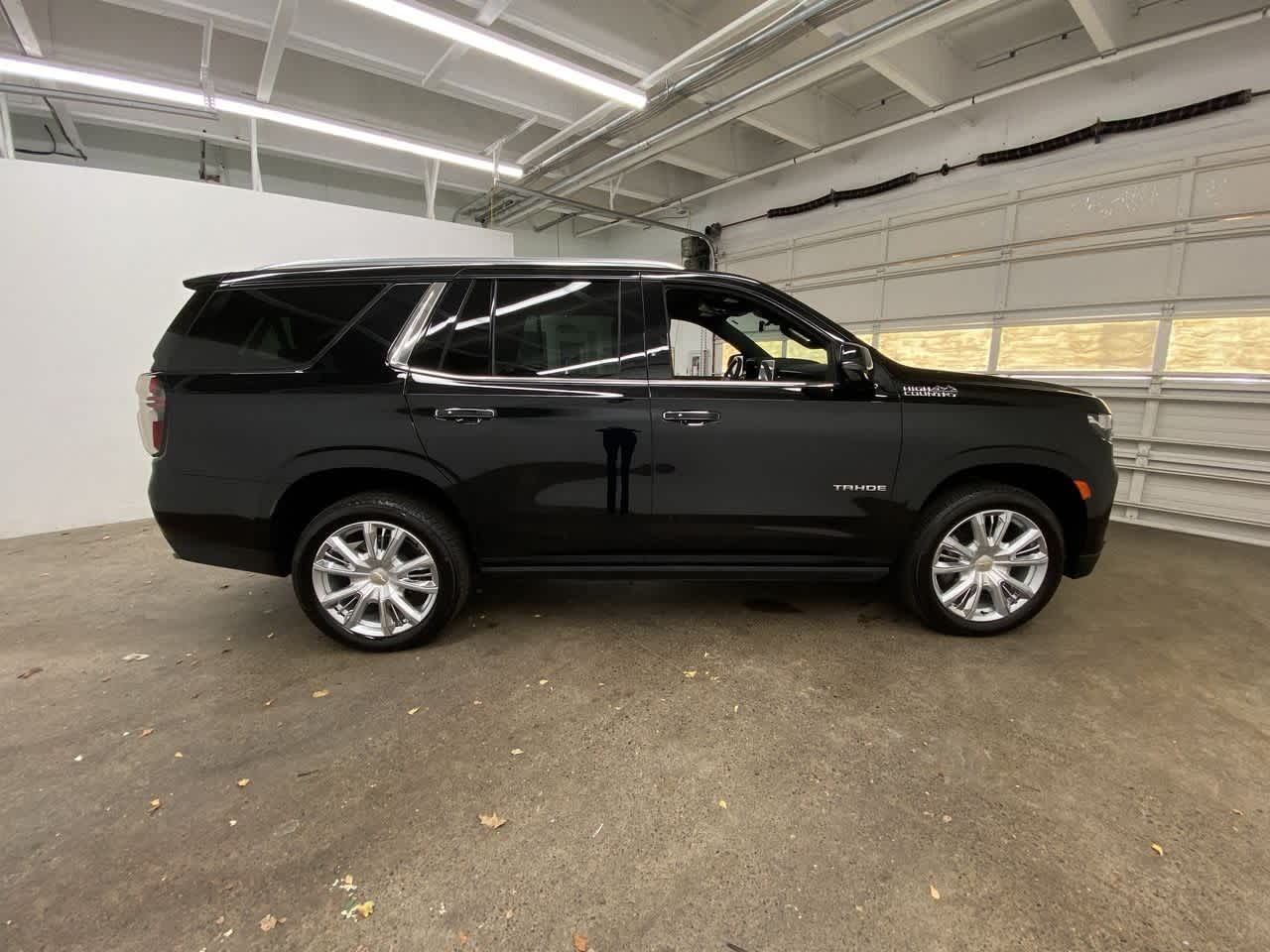 Thumbnail: 2024 Chevrolet Tahoe - 7