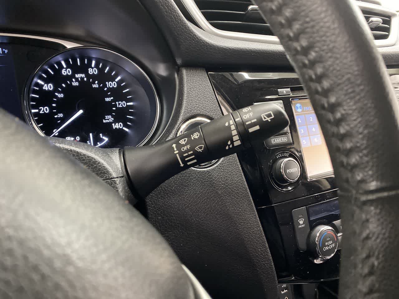 Thumbnail: 2016 Nissan Rogue - 24