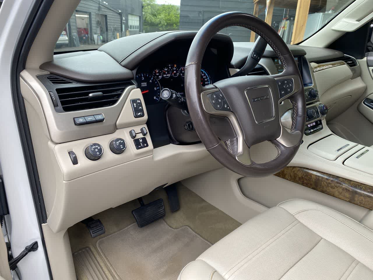 Thumbnail: 2017 GMC Yukon - 2