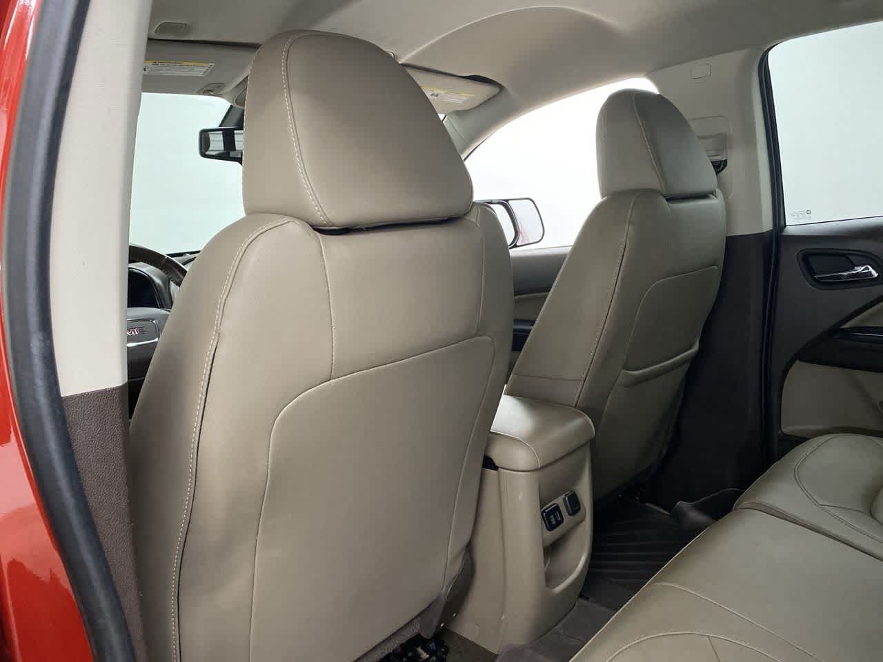 Thumbnail: 2016 GMC Canyon - 16