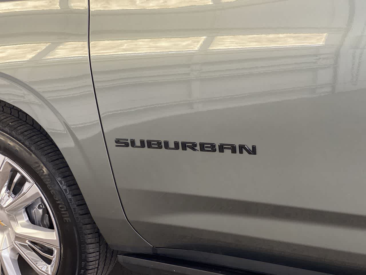 Thumbnail: 2024 Chevrolet Suburban - 10