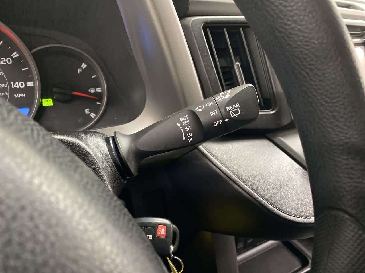 Thumbnail: 2016 Toyota RAV4 - 23