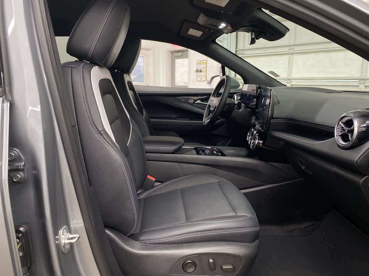 Thumbnail: 2024 Chevrolet Blazer EV - 18