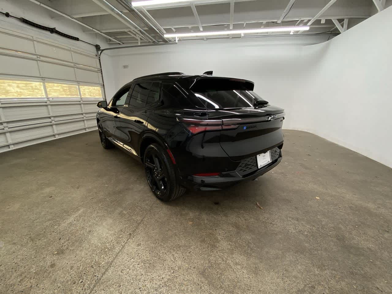 Thumbnail: 2024 Chevrolet Equinox - 4