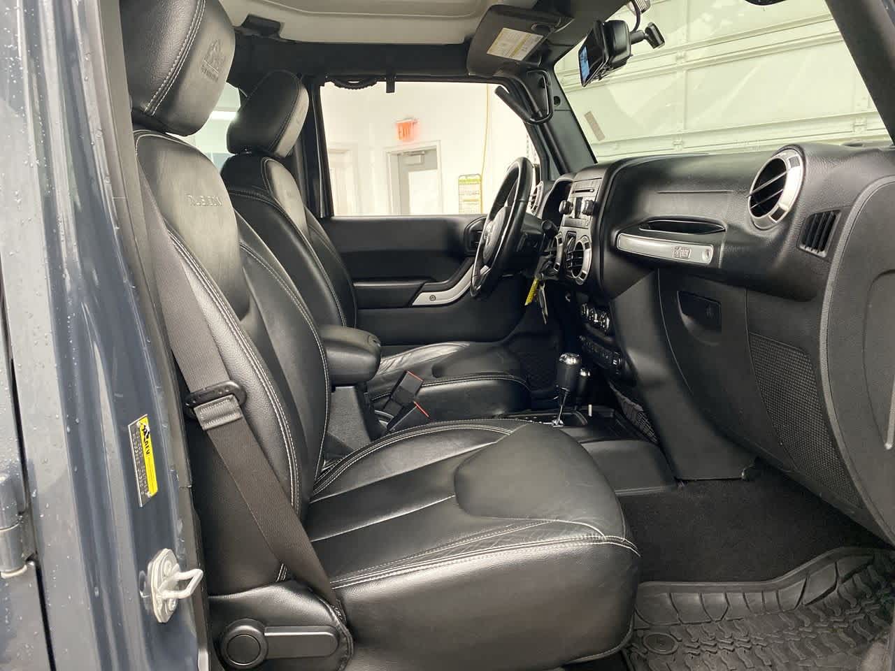 Thumbnail: 2017 Jeep Wrangler - 19