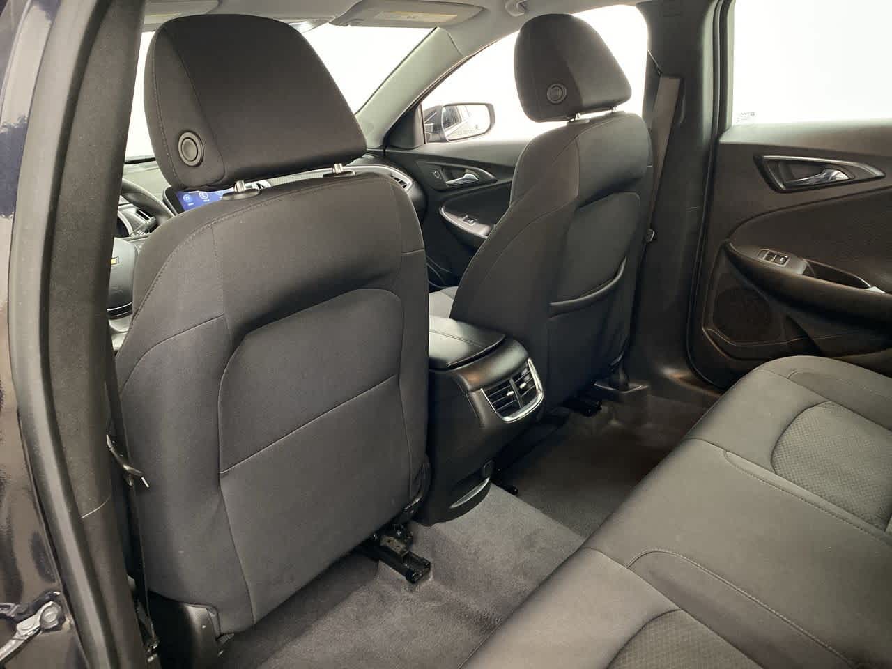 Thumbnail: 2023 Chevrolet Malibu - 15