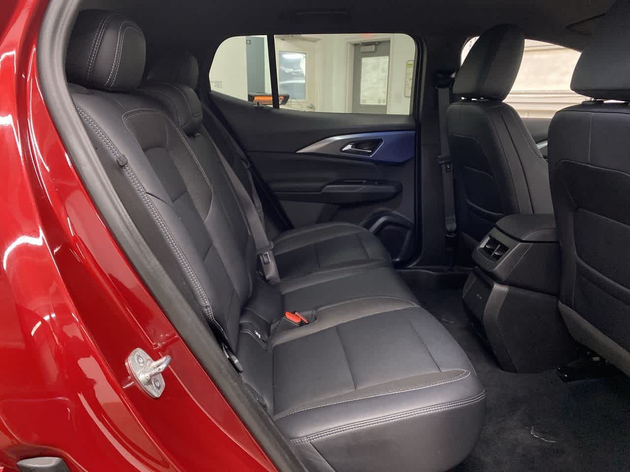 Thumbnail: 2025 Chevrolet Equinox - 17