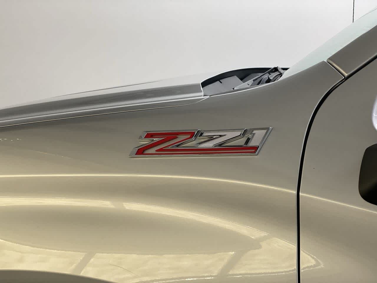 Thumbnail: 2022 Chevrolet Silverado 1500 - 10