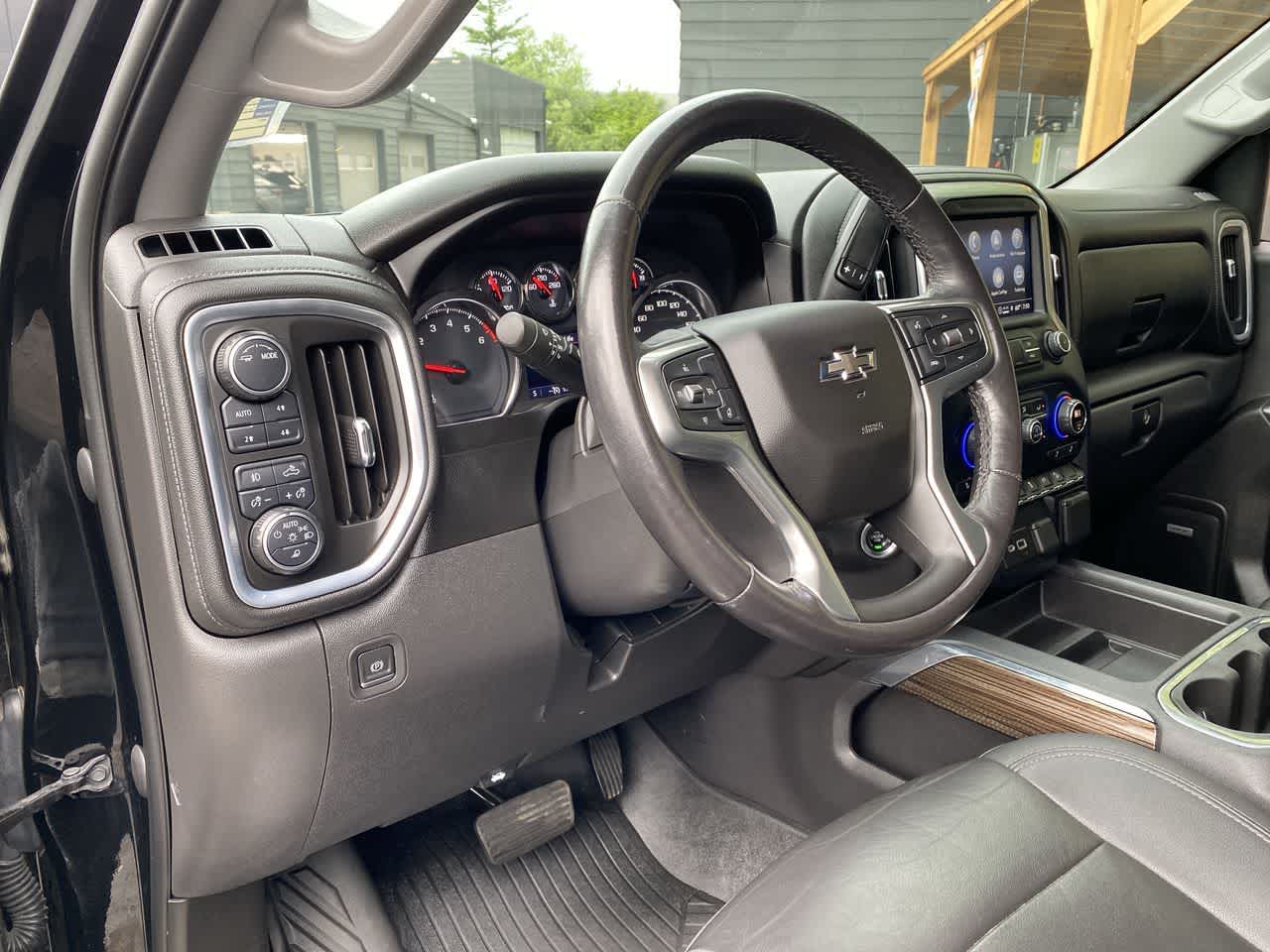 Thumbnail: 2021 Chevrolet Silverado 1500 - 2