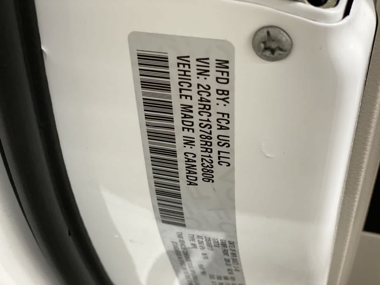 Thumbnail: 2024 Chrysler Pacifica - 30