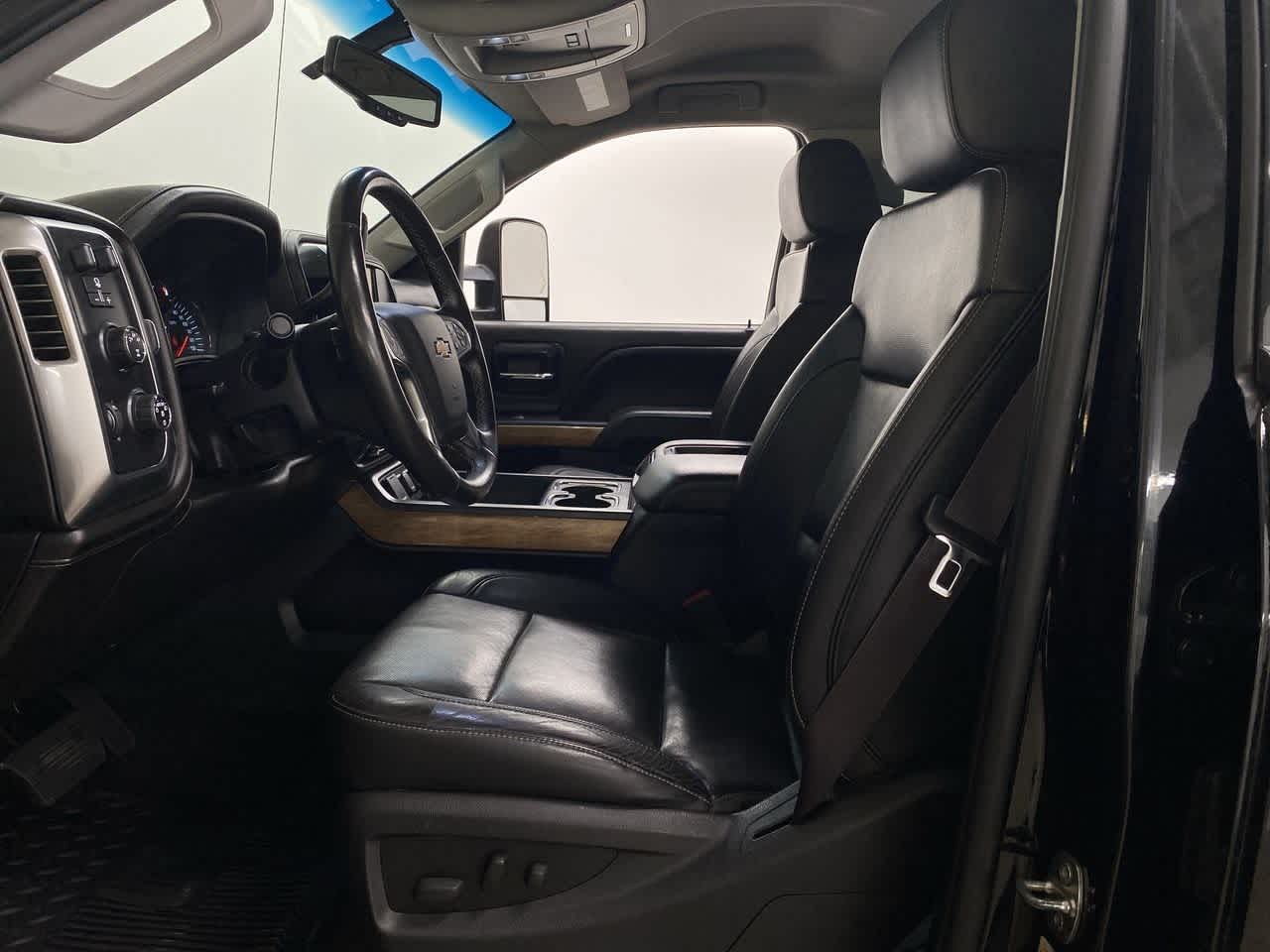 Thumbnail: 2015 Chevrolet Silverado 2500 - 13