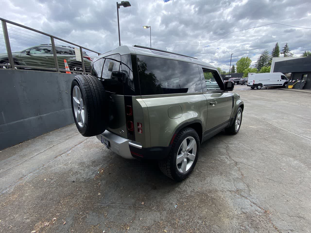 Thumbnail: 2021 Land Rover Defender - 6