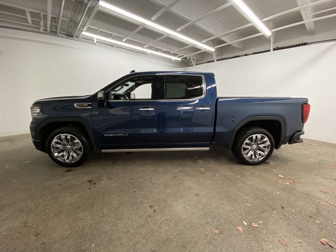 Thumbnail: 2022 GMC Sierra 1500 - 3