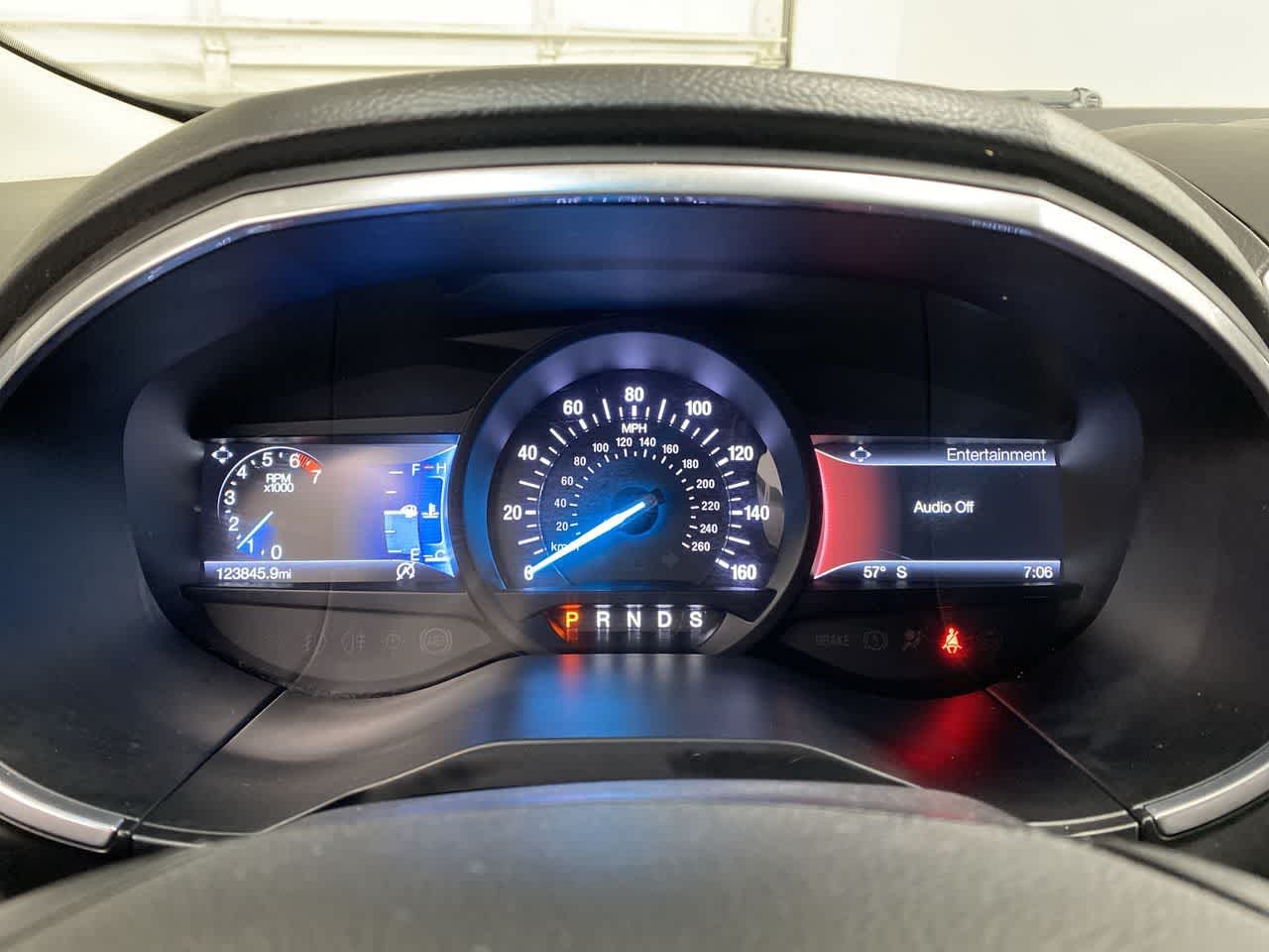 Thumbnail: 2019 Ford Edge - 29