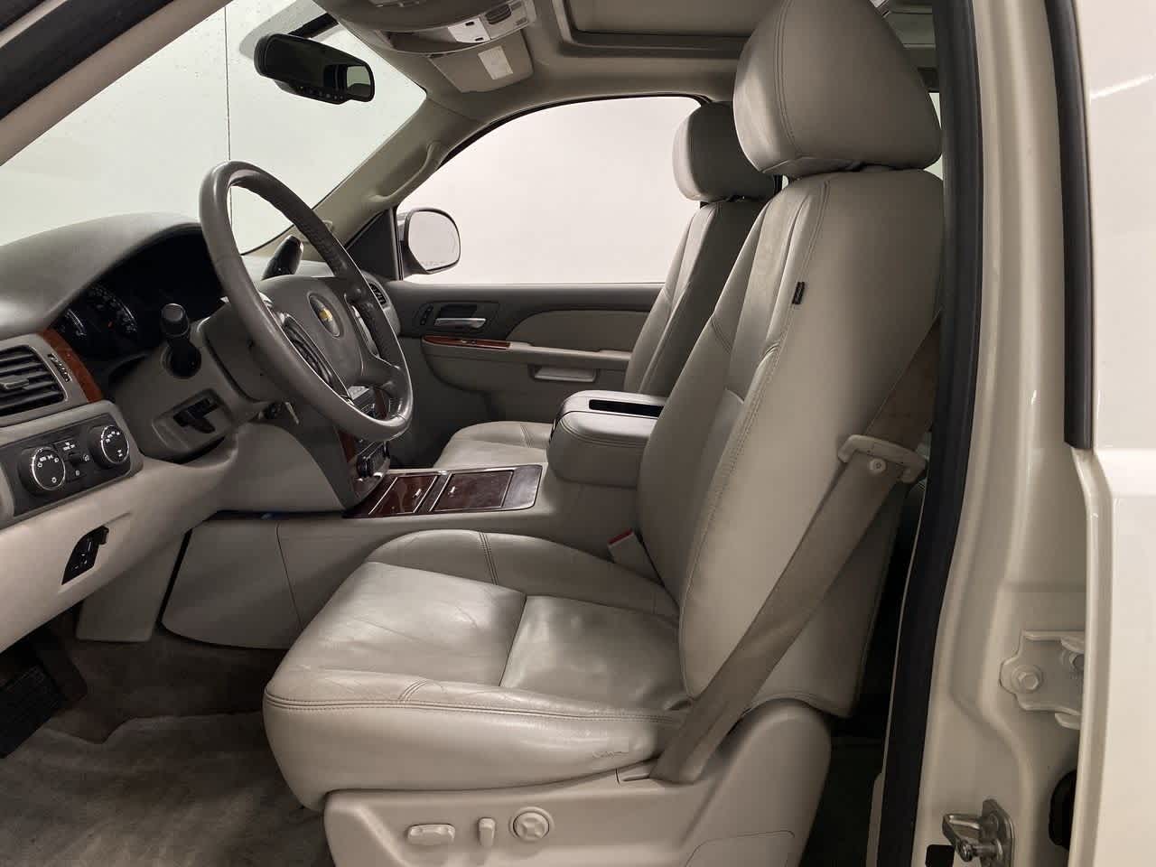 Thumbnail: 2012 Chevrolet Avalanche 1500 - 14