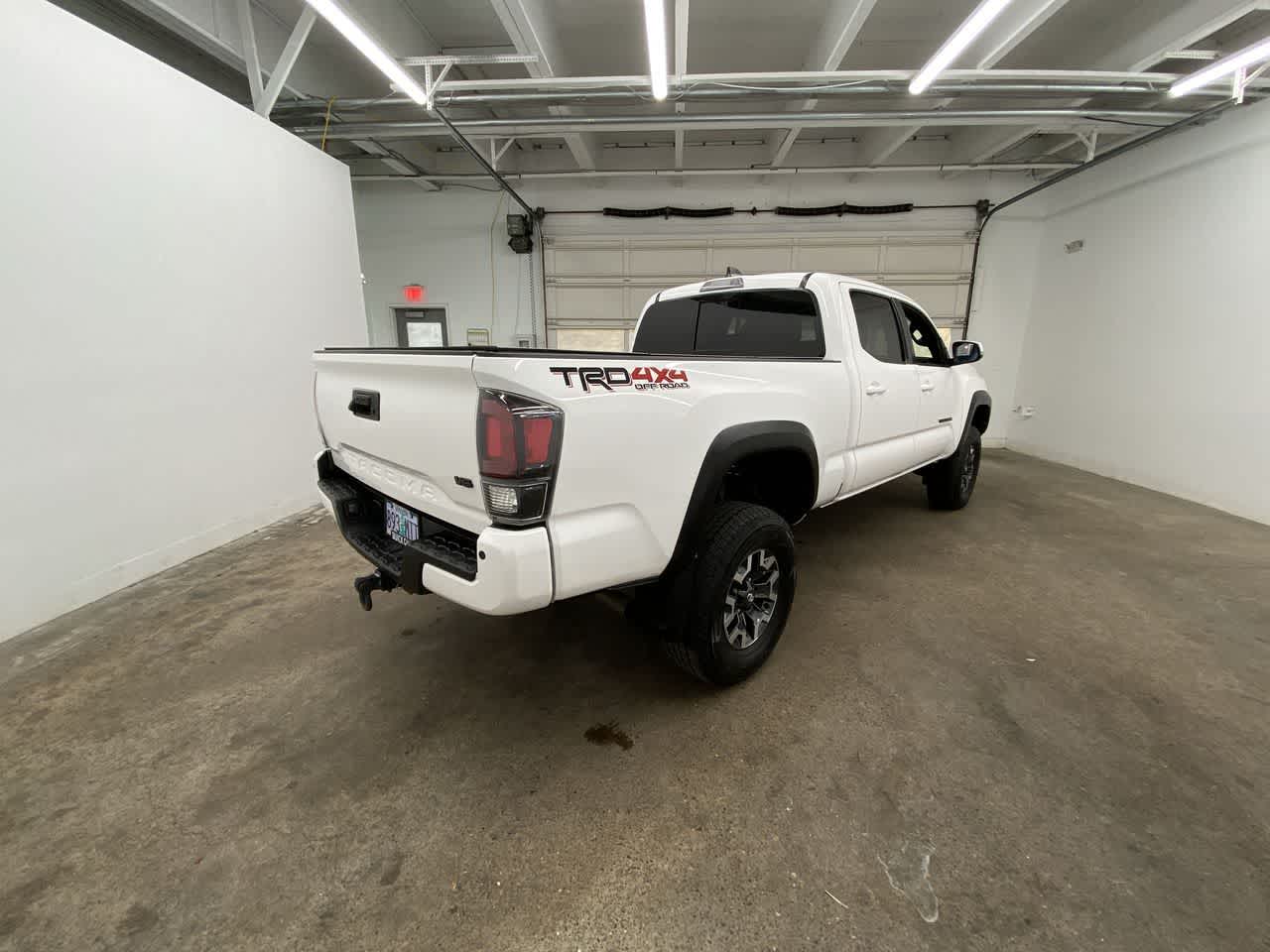 Thumbnail: 2021 Toyota Tacoma - 6