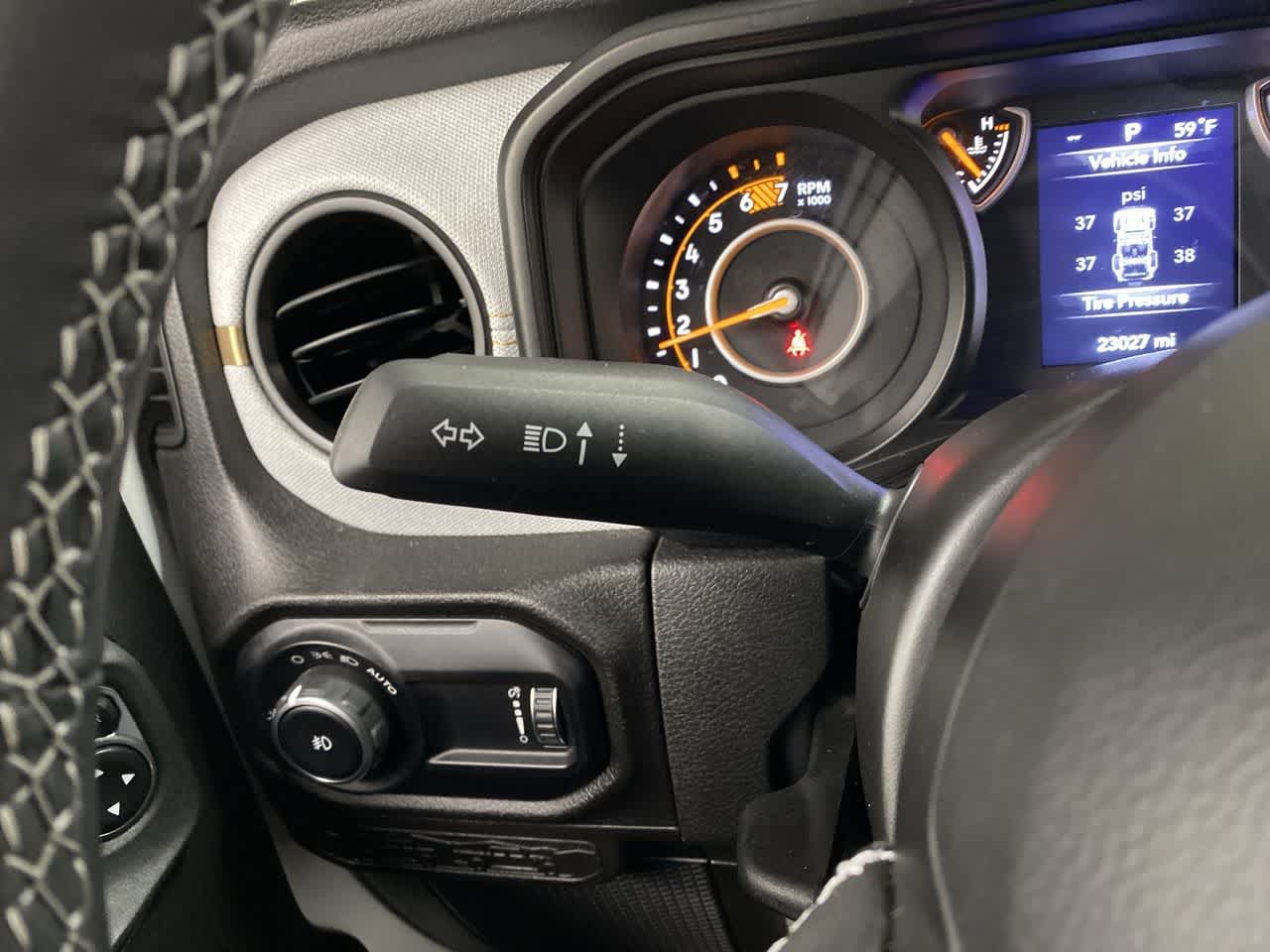Thumbnail: 2025 Jeep Wrangler - 23
