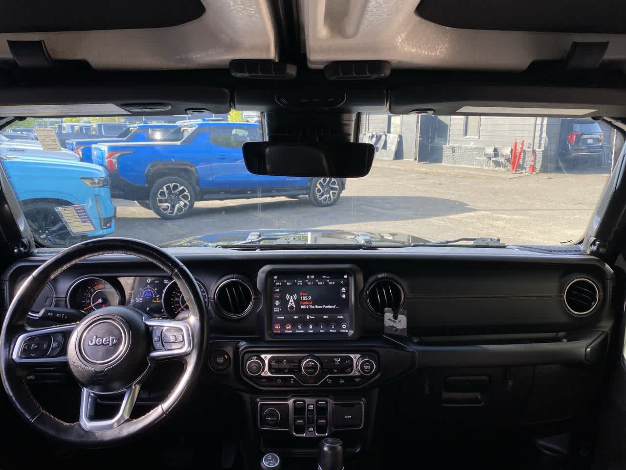 Thumbnail: 2021 Jeep Gladiator - 12
