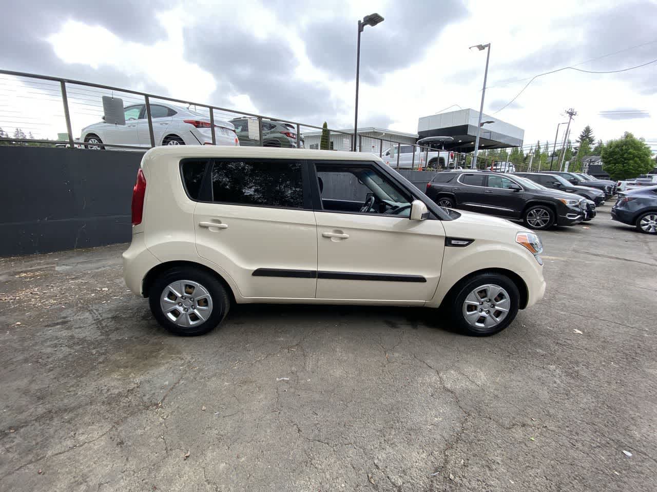 Thumbnail: 2012 Kia Soul - 7