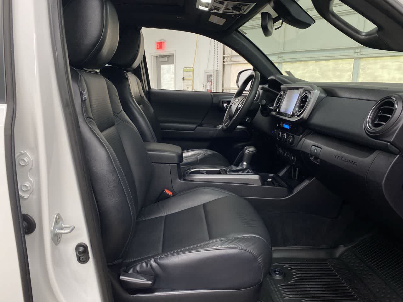 Thumbnail: 2021 Toyota Tacoma - 18