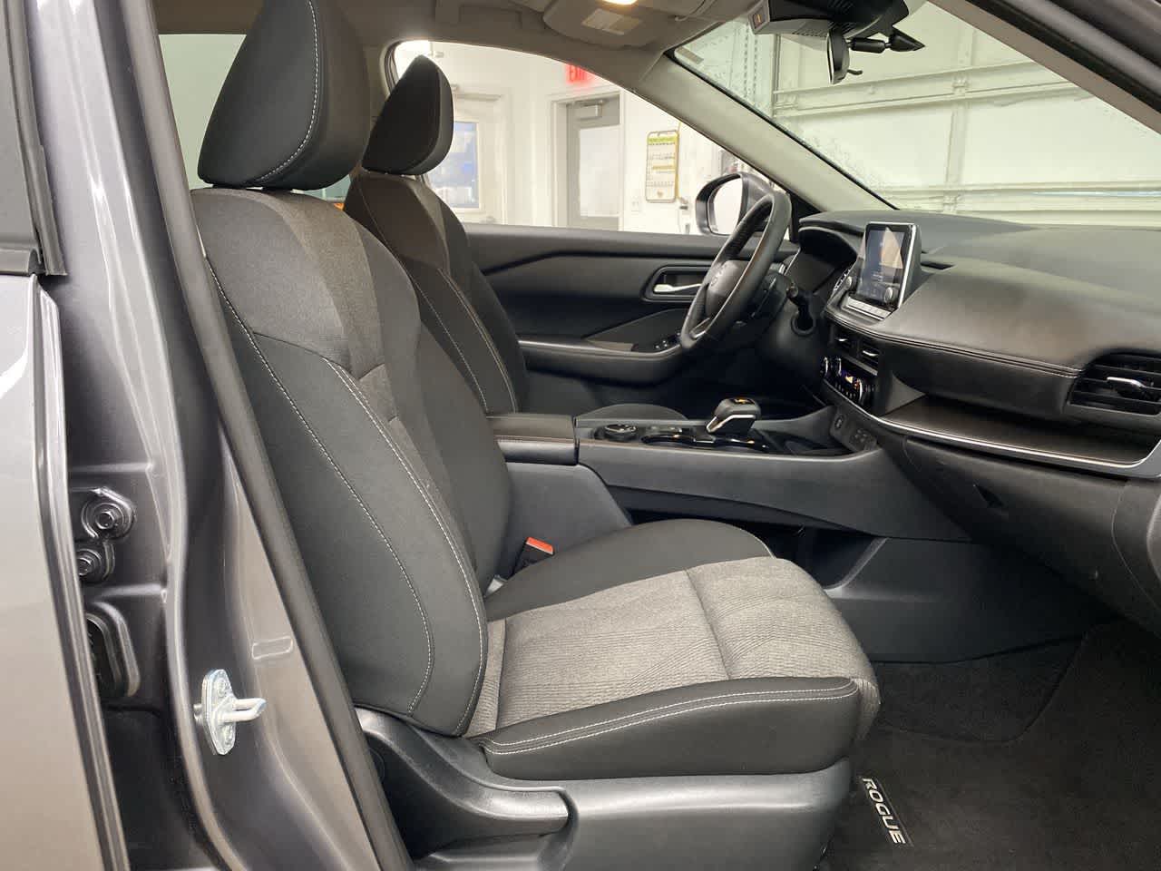 Thumbnail: 2025 Nissan Rogue - 17