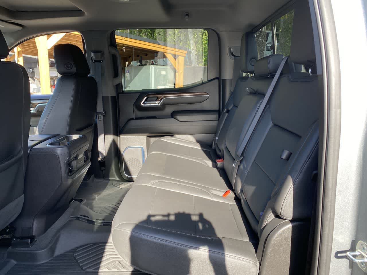 Thumbnail: 2024 Chevrolet Silverado 1500 - 16