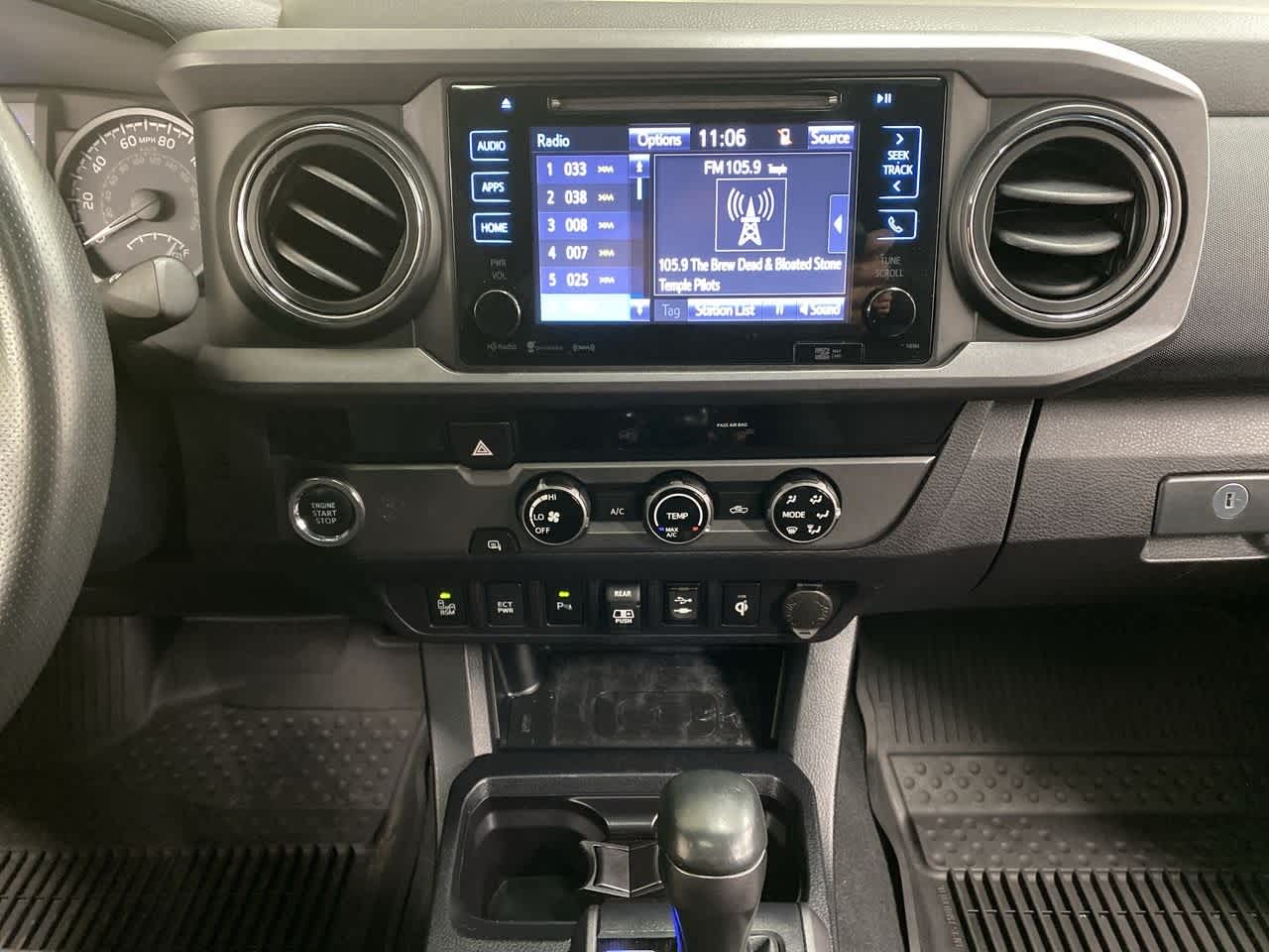 Thumbnail: 2018 Toyota Tacoma - 24