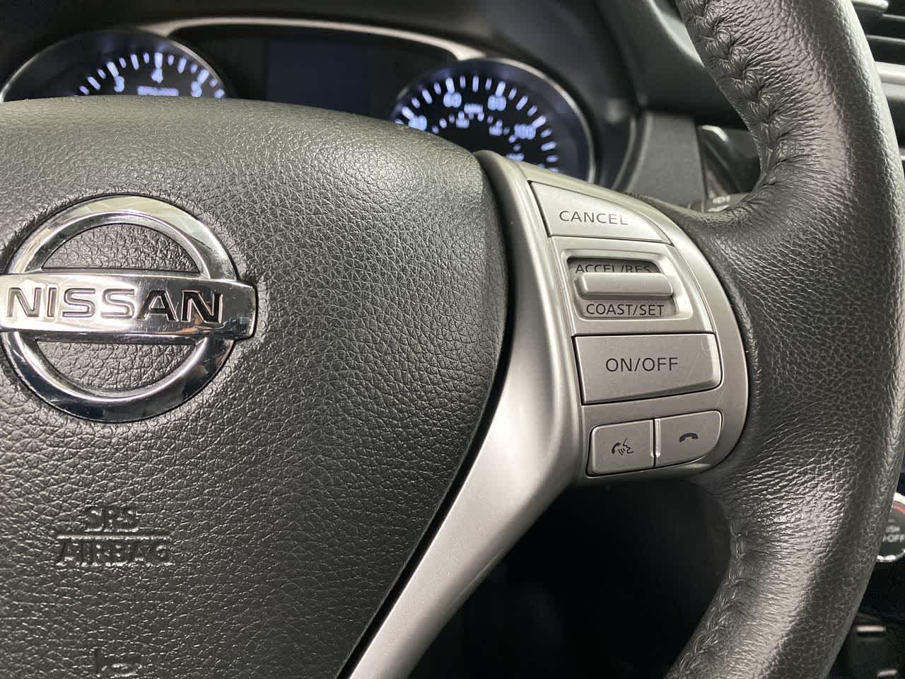 Thumbnail: 2016 Nissan Rogue - 23