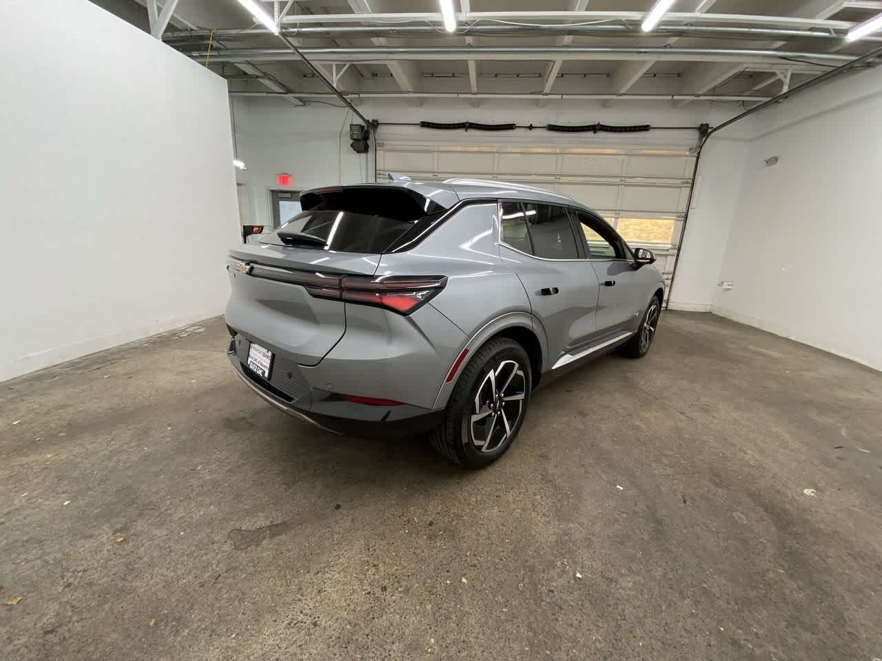 Thumbnail: 2025 Chevrolet Equinox - 6