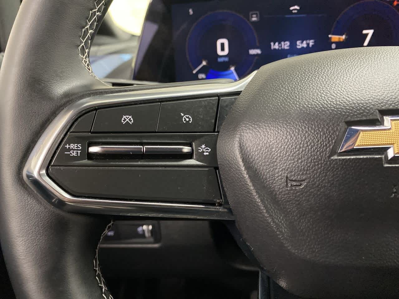 Thumbnail: 2025 Chevrolet Equinox - 21