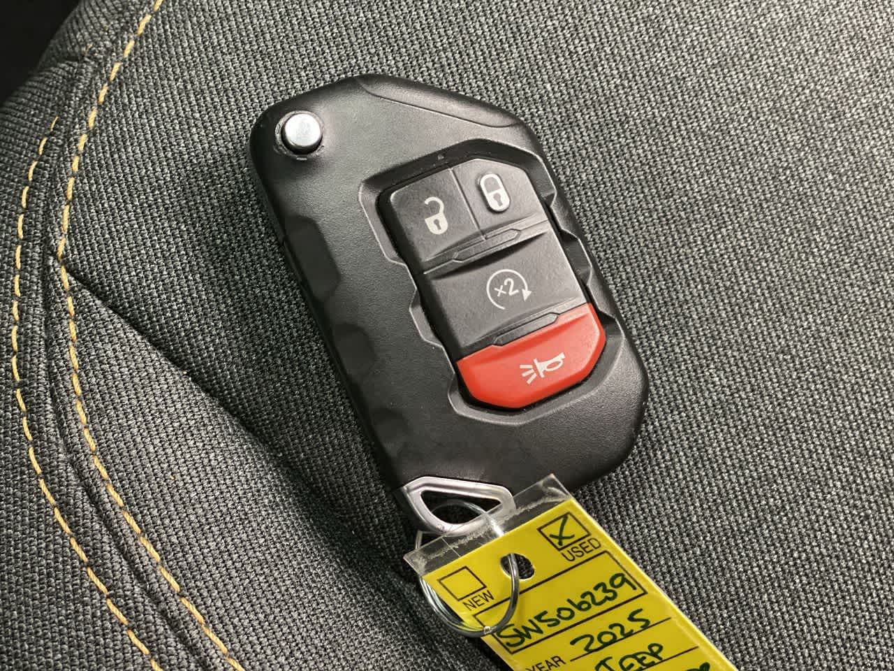 Thumbnail: 2025 Jeep Wrangler - 28