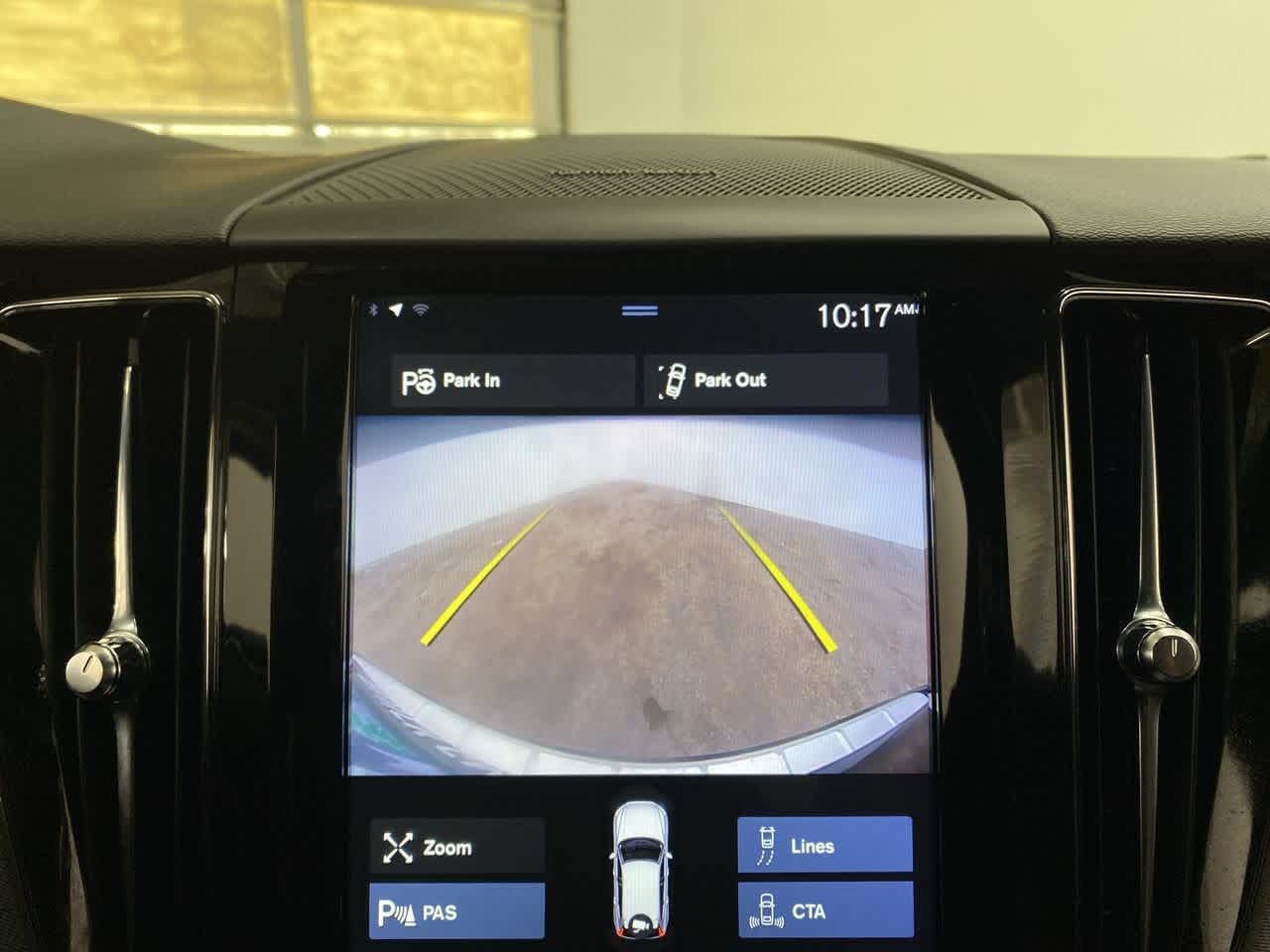 Thumbnail: 2019 Volvo XC60 - 27