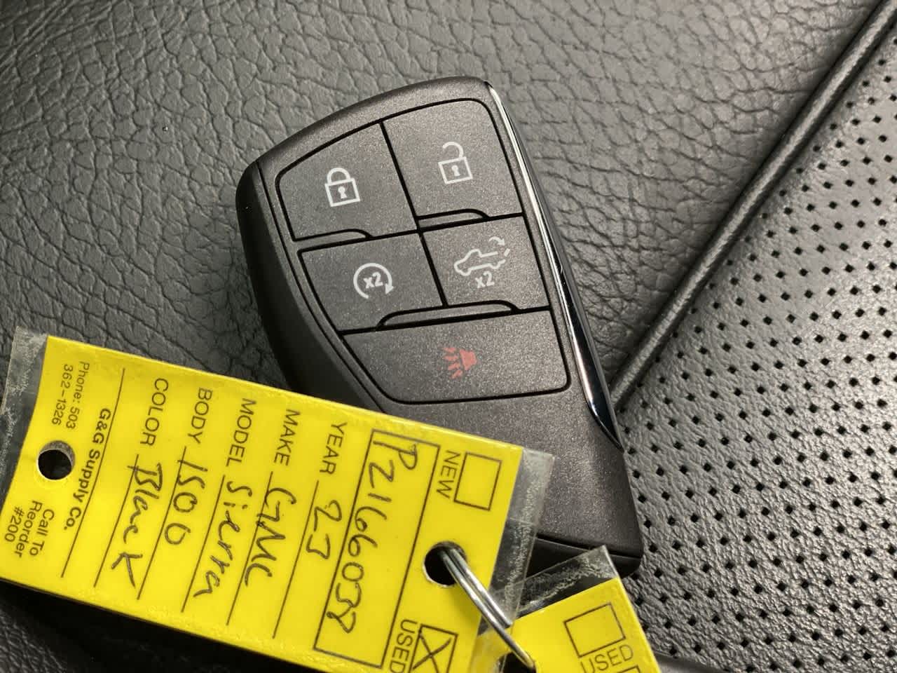 Thumbnail: 2023 GMC Sierra 1500 - 27