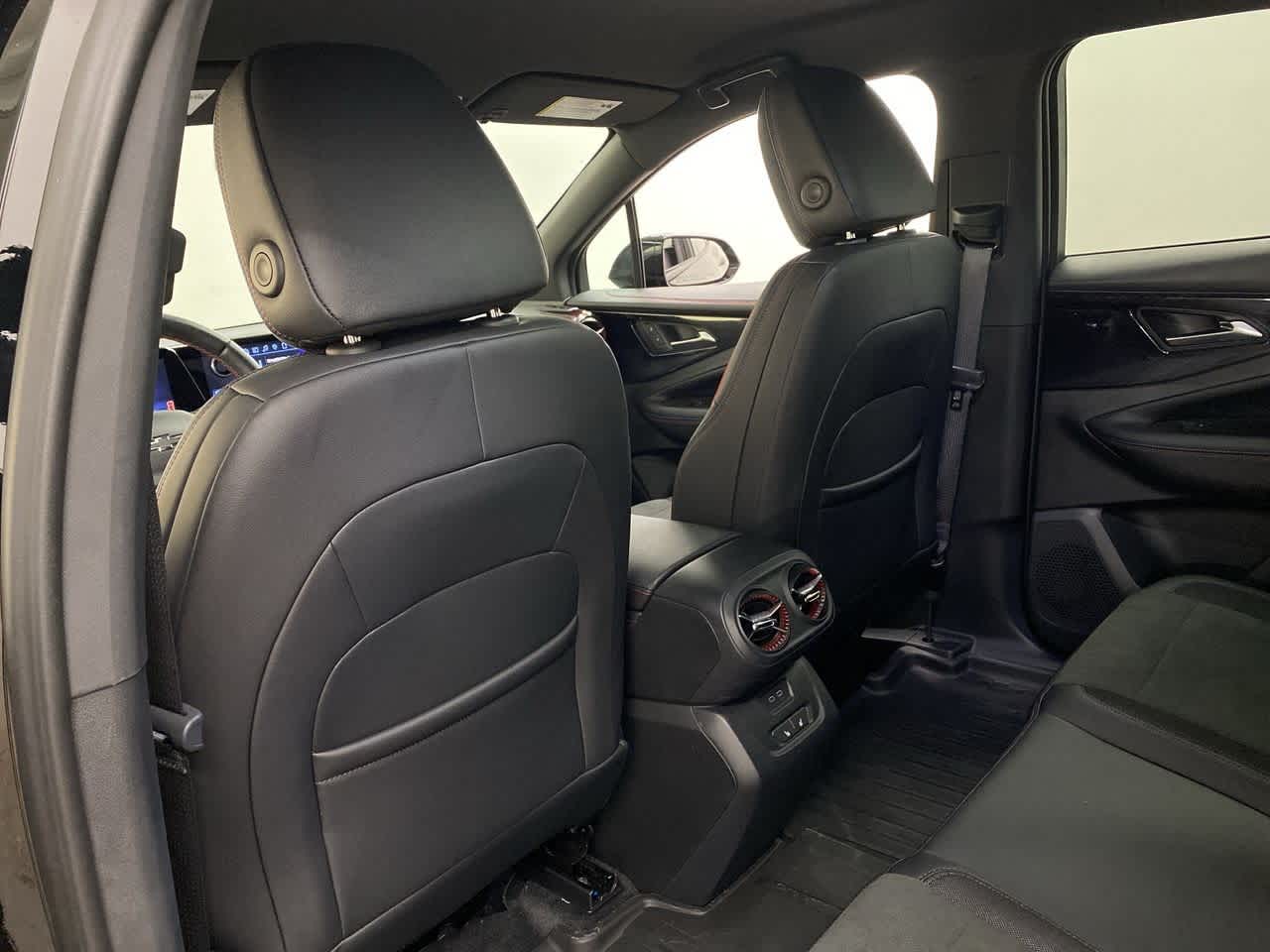 Thumbnail: 2024 Chevrolet Blazer EV - 17