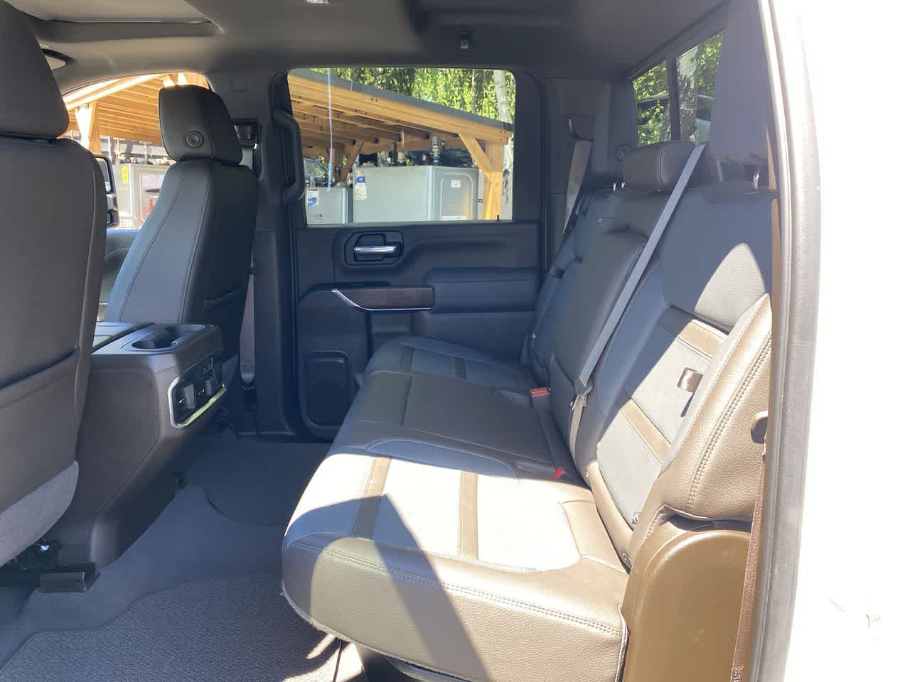 Thumbnail: 2023 GMC Sierra 3500 - 16