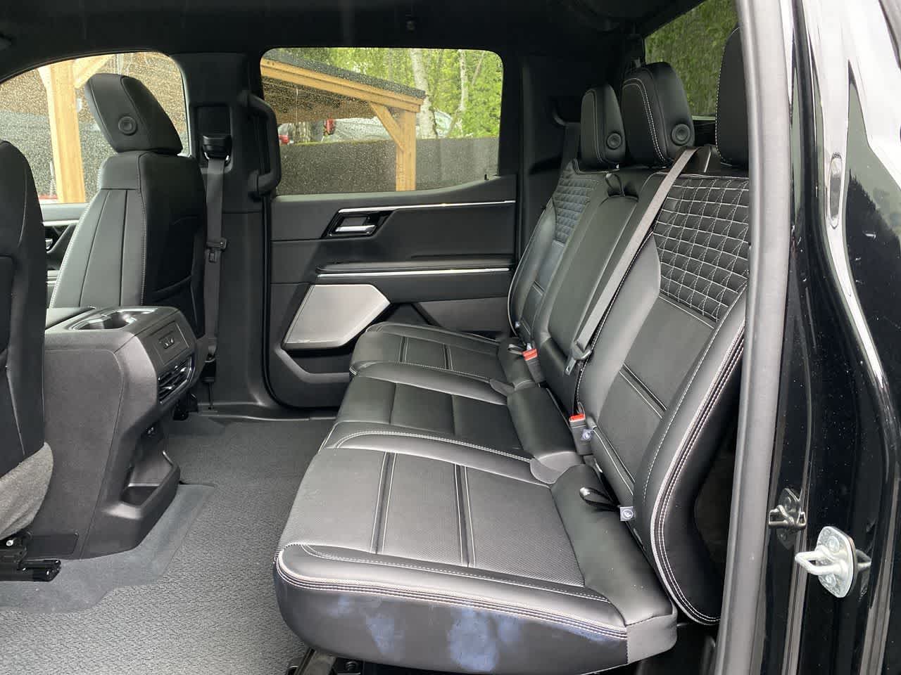 Thumbnail: 2025 GMC Sierra EV - 16