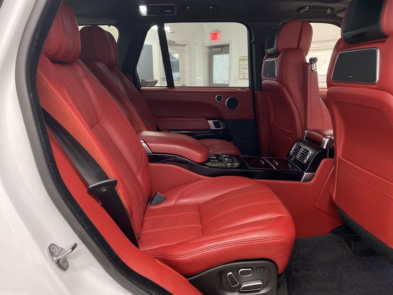 Thumbnail: 2014 Land Rover Range Rover - 19