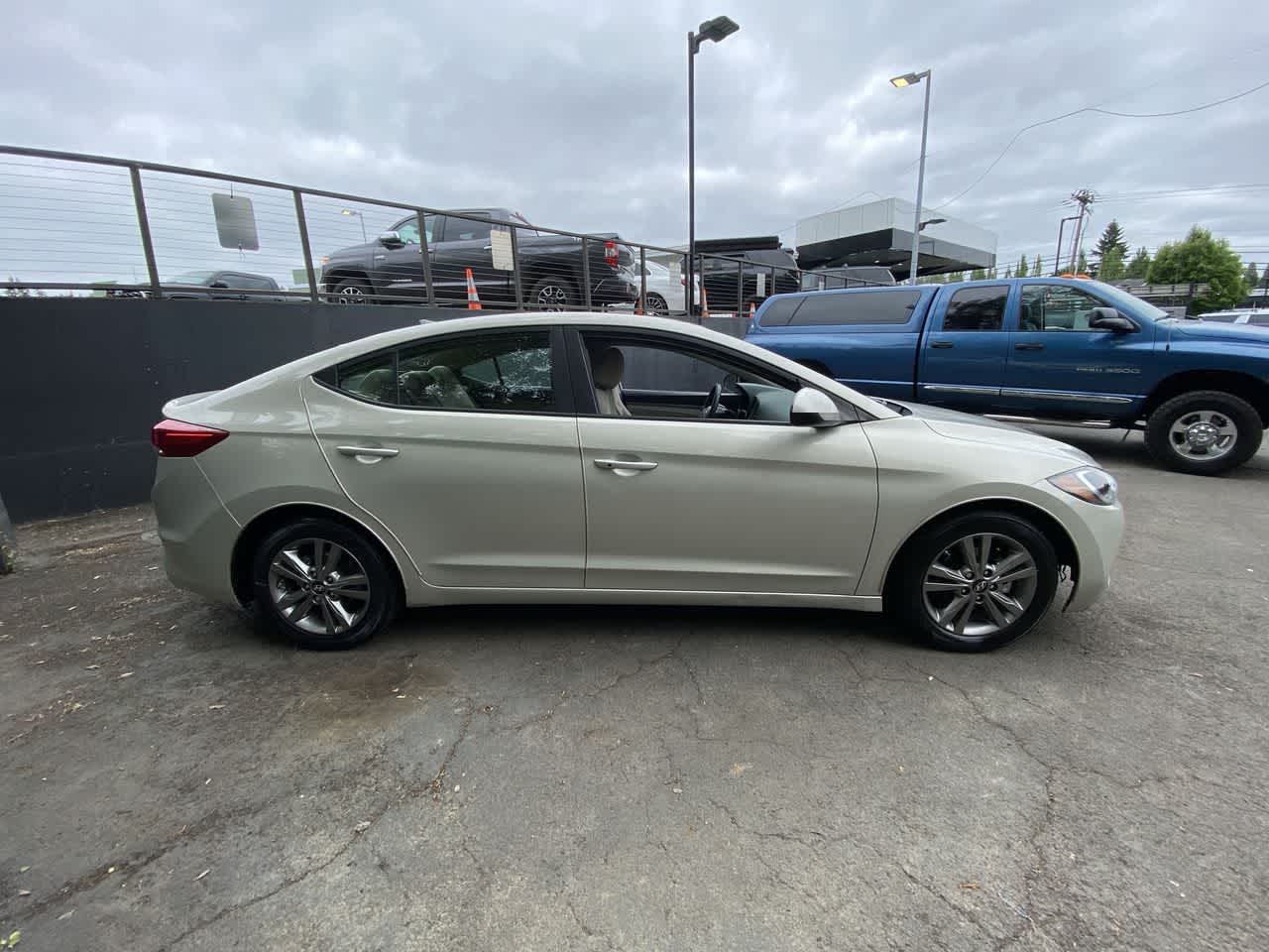 Thumbnail: 2018 Hyundai Elantra - 7