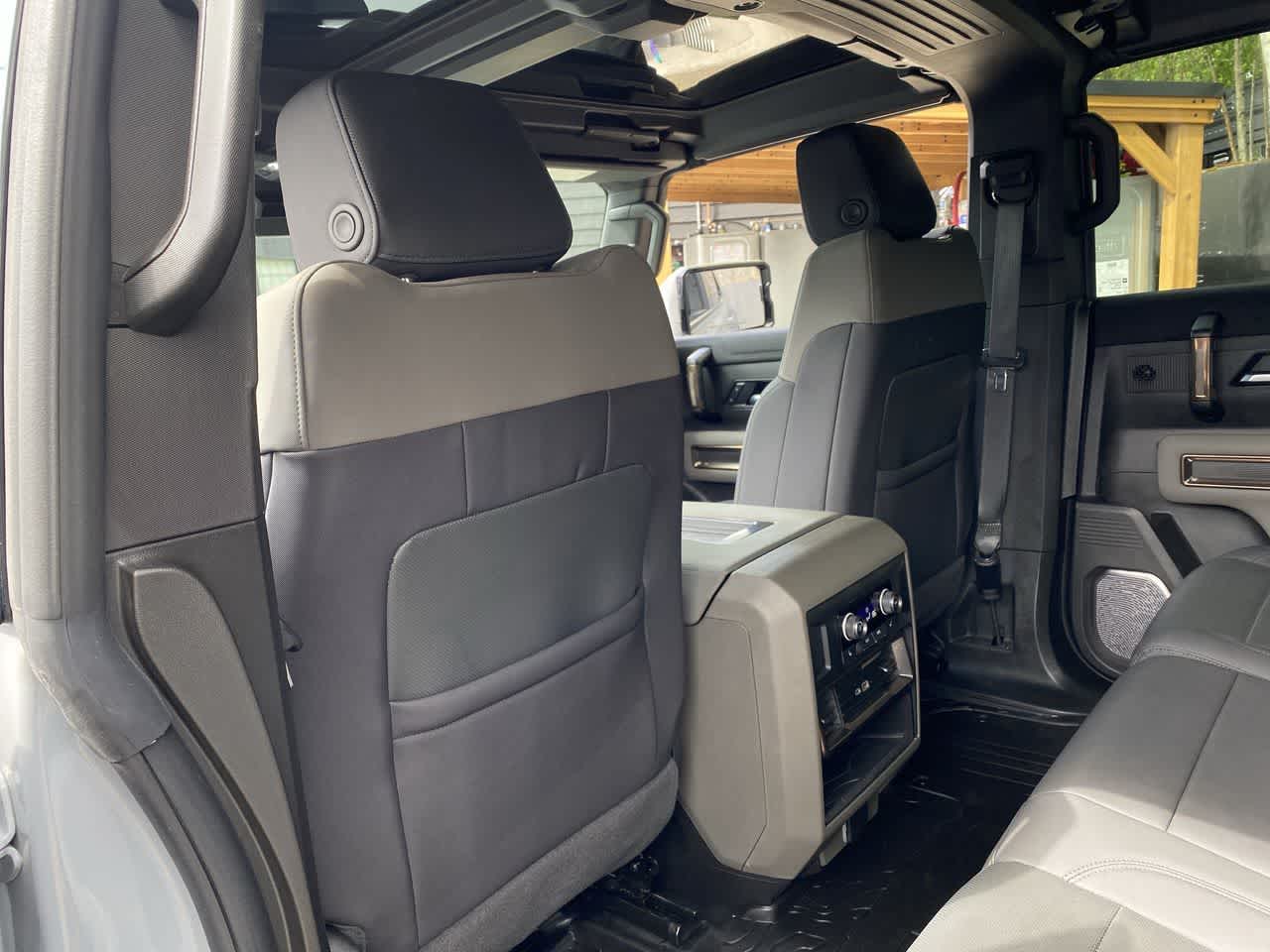 Thumbnail: 2025 GMC Hummer EV - 15
