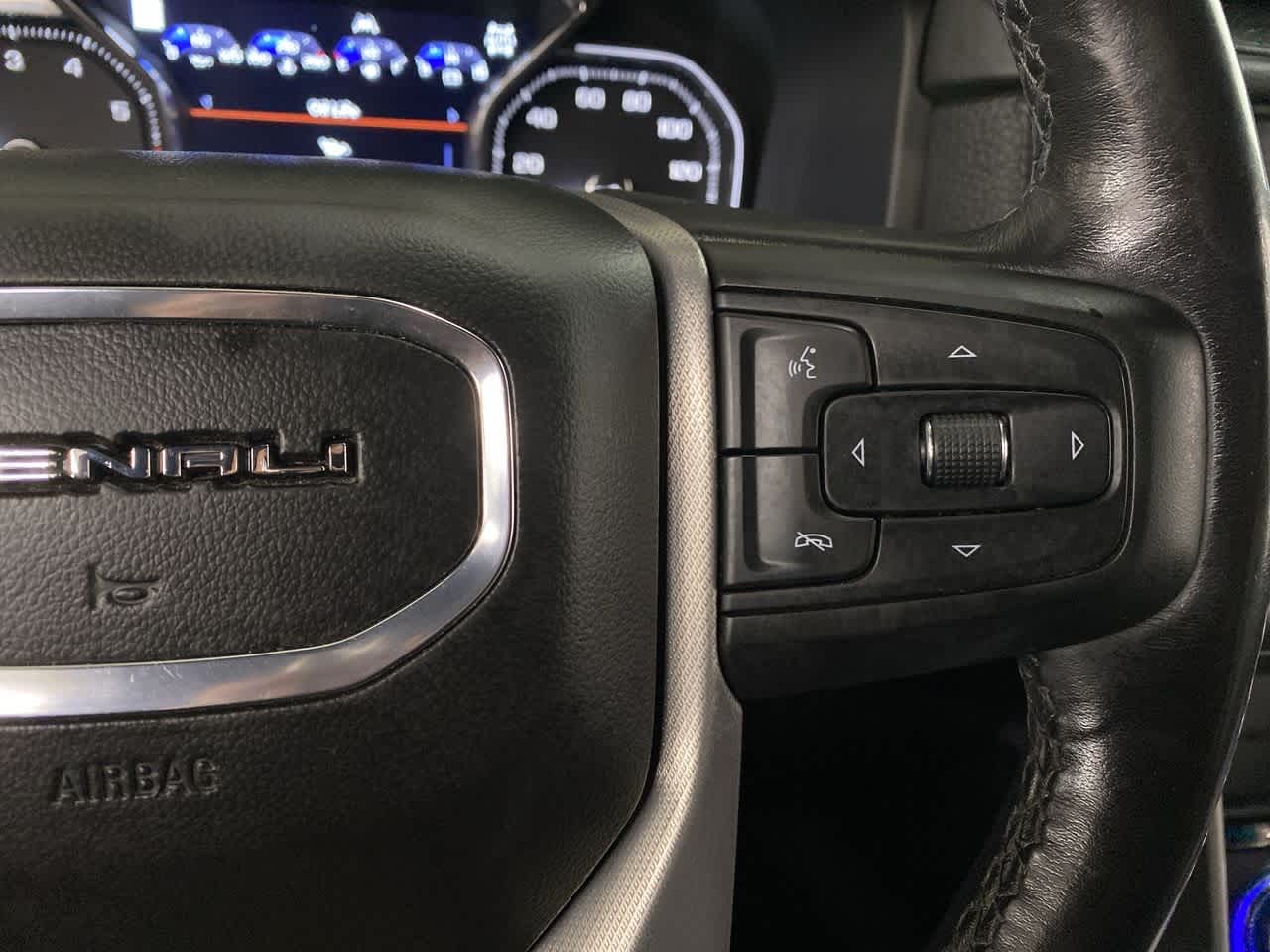 Thumbnail: 2021 GMC Yukon XL - 21