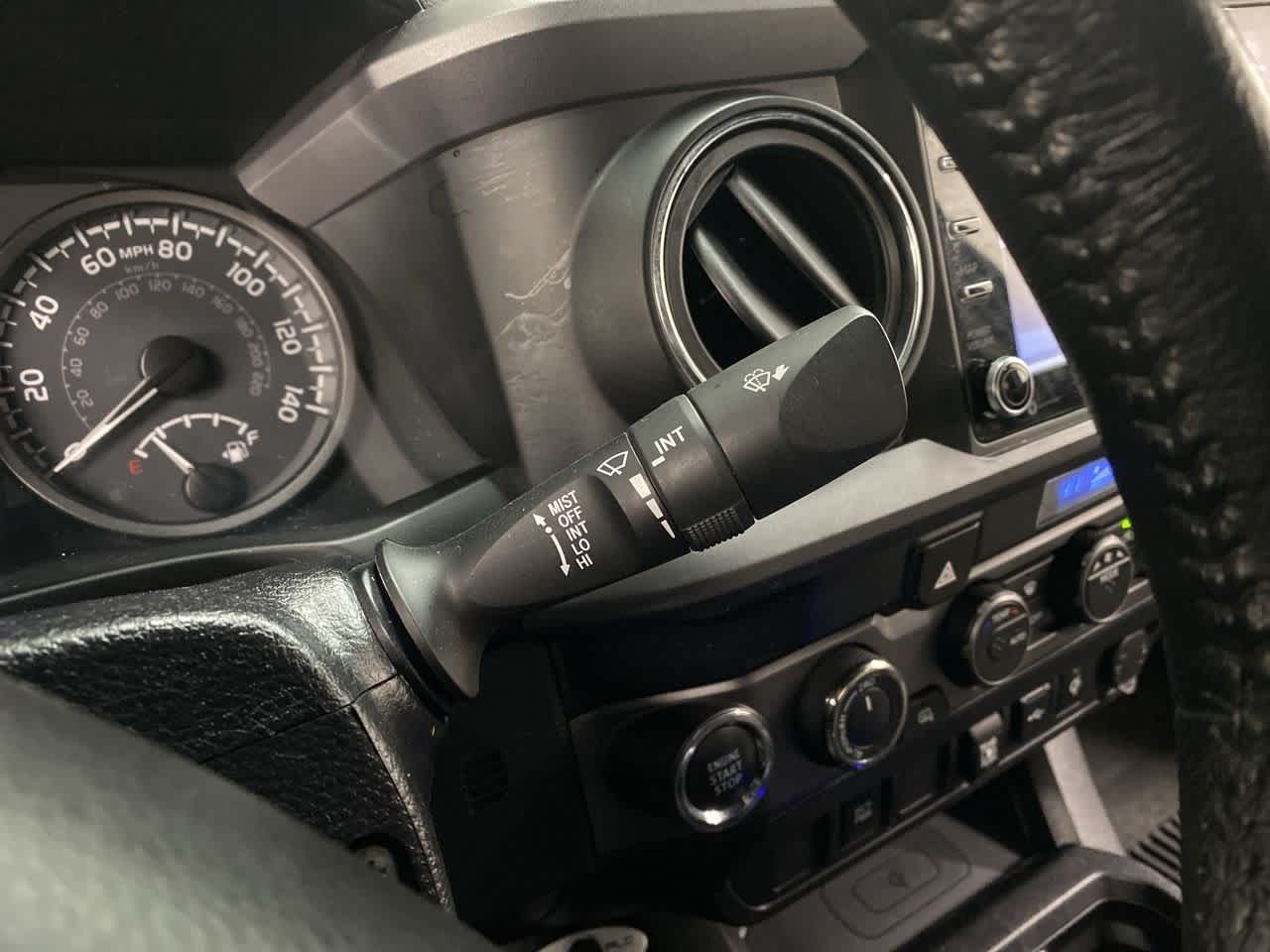 Thumbnail: 2021 Toyota Tacoma - 22