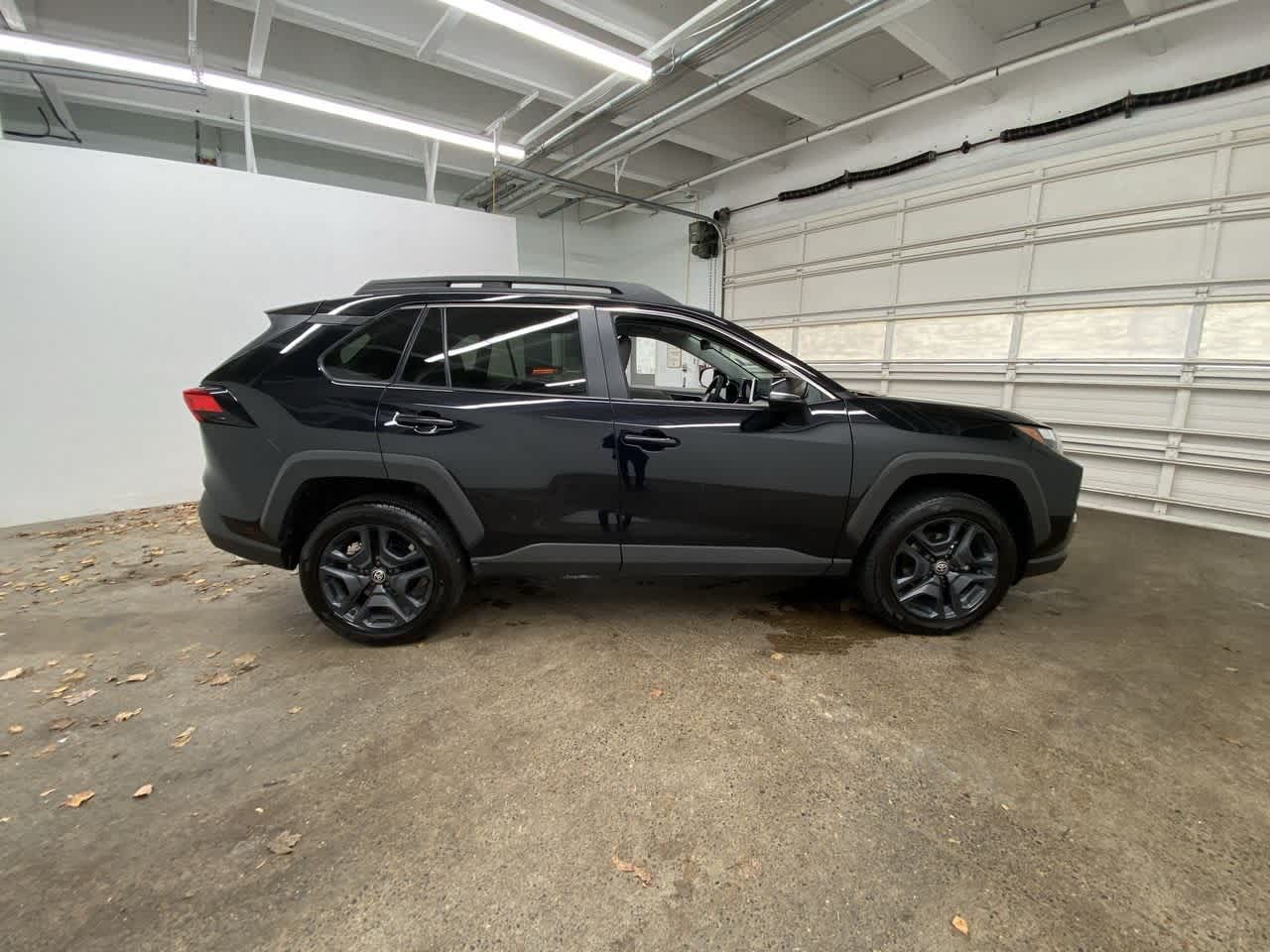 Thumbnail: 2024 Toyota RAV4 - 7