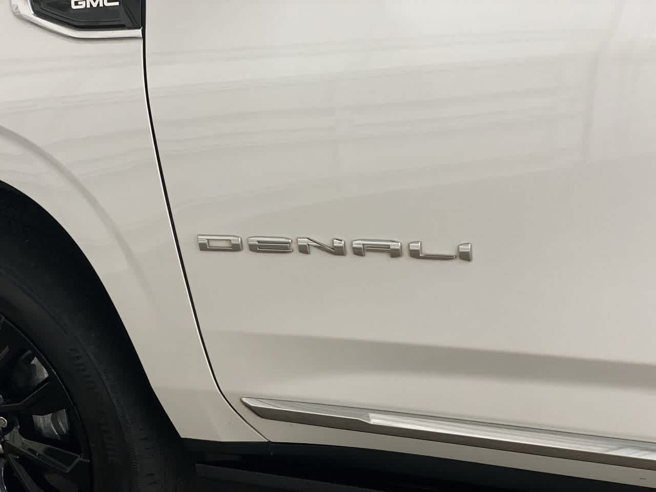 Thumbnail: 2021 GMC Yukon - 10