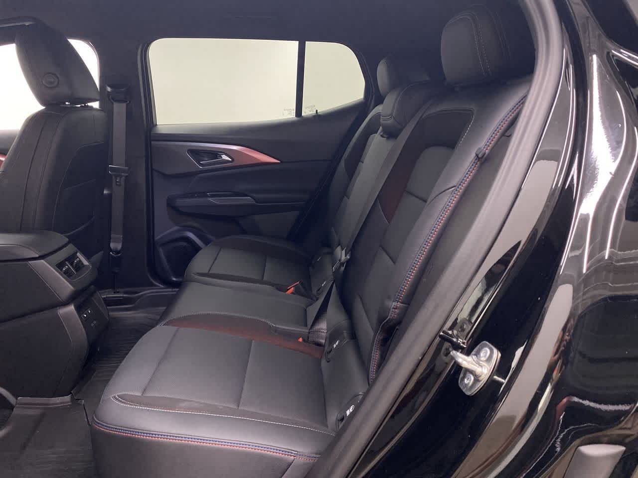 Thumbnail: 2024 Chevrolet Equinox - 18