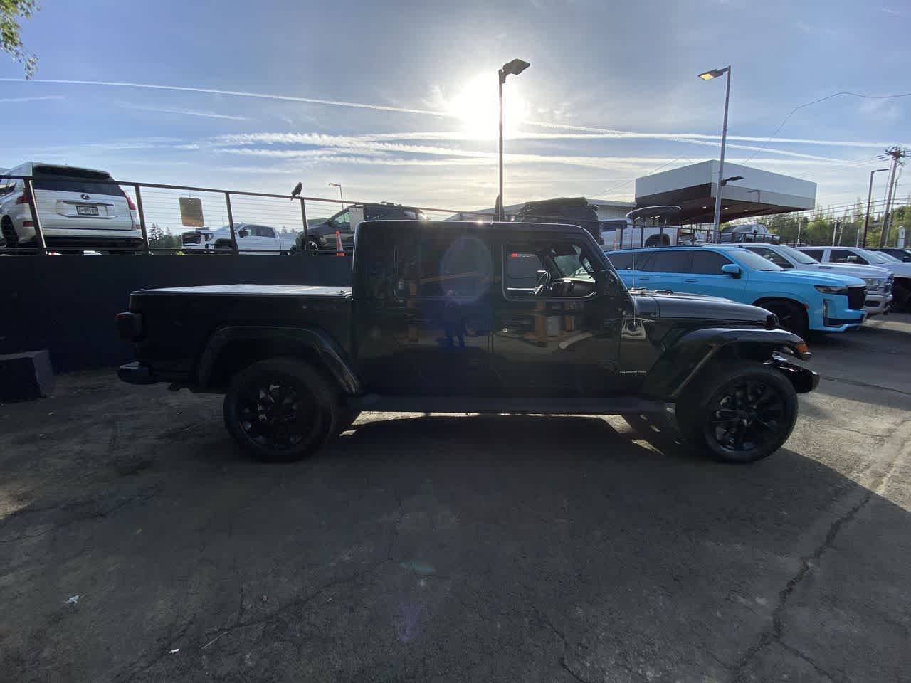 Thumbnail: 2021 Jeep Gladiator - 7