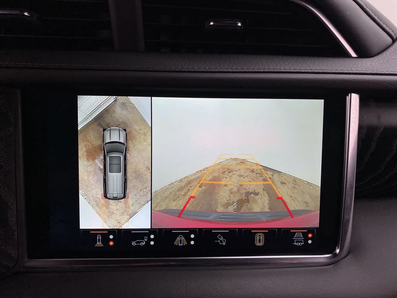 Thumbnail: 2024 GMC Yukon - 24