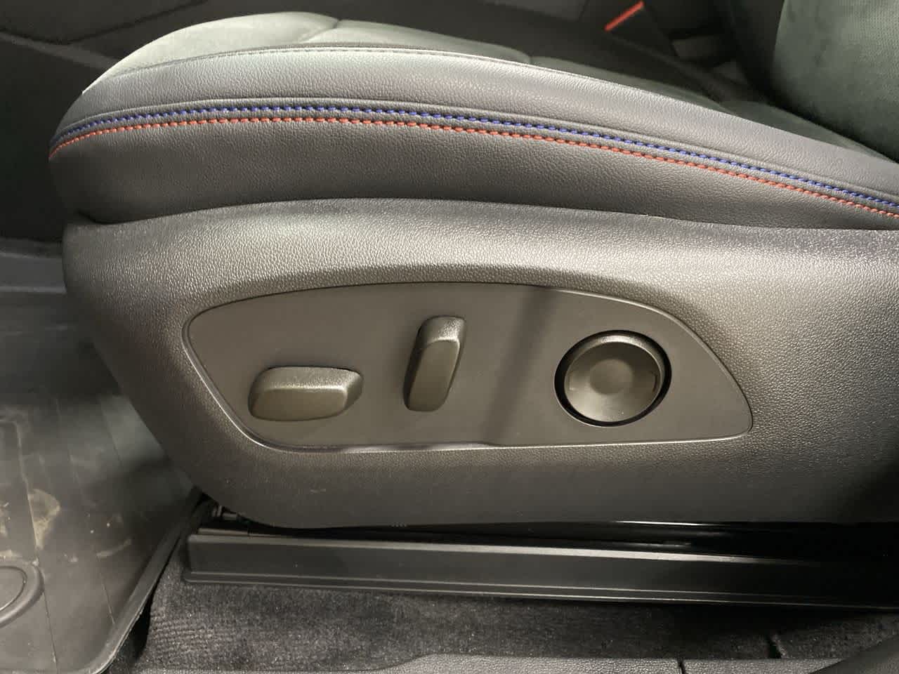 Thumbnail: 2024 Chevrolet Blazer EV - 16