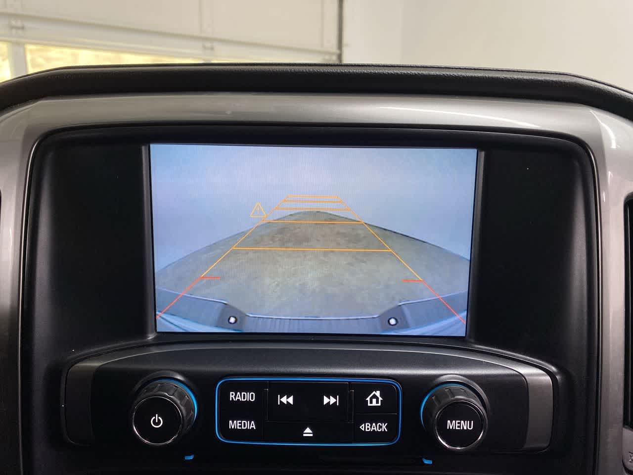 Thumbnail: 2015 Chevrolet Silverado 1500 - 24