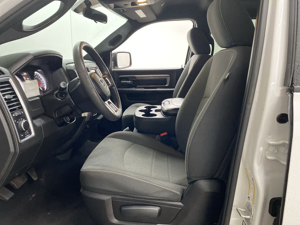 Thumbnail: 2024 RAM 1500 Classic - 13